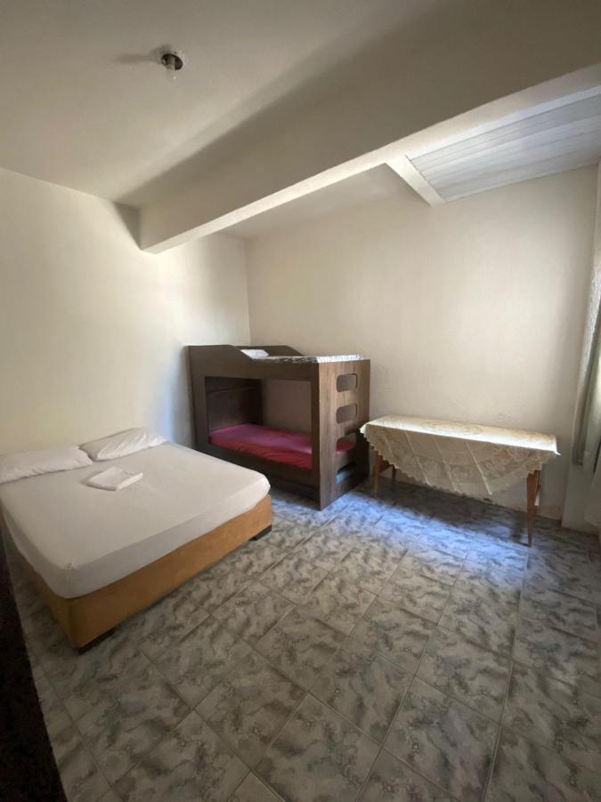 Apartamento Inteiro Central 2 Quartos E Kitnet Inteira 01 Quarto Ponta Grossa  Exteriör bild